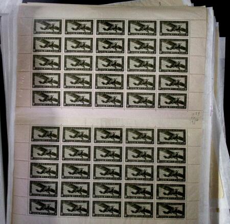 1933-45 Ensemble de 54 planches montrant différentes