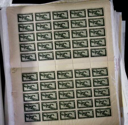 1933-45 Ensemble de 54 planches montrant différentes