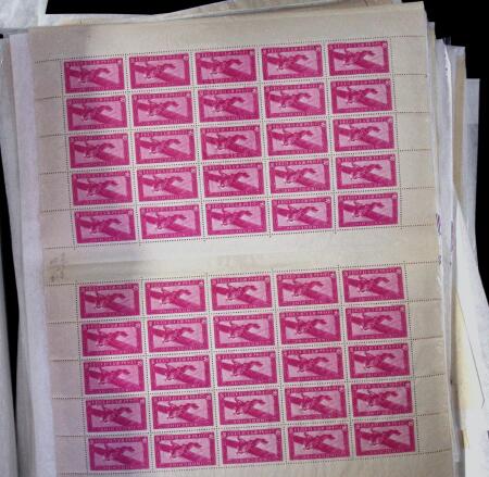 1933-45 Ensemble de 54 planches montrant différentes