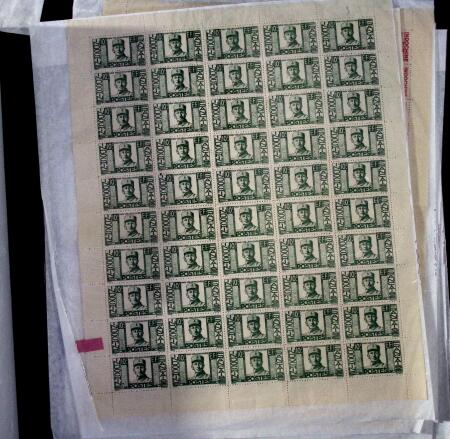 1933-45 Ensemble de 54 planches montrant différentes