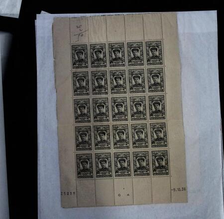 1933-45 Ensemble de 54 planches montrant différentes