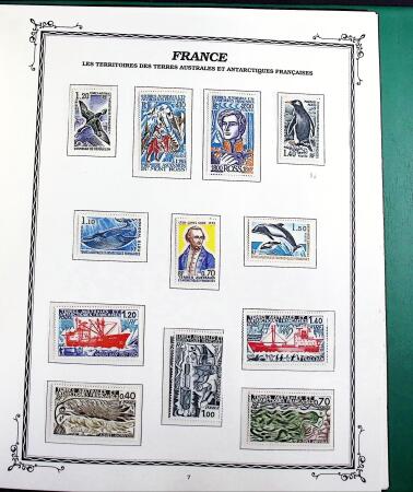 1885-1945 Collection de colonies en 12 classeurs et
