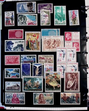 1860-1990, All World collection in two stockbooks with