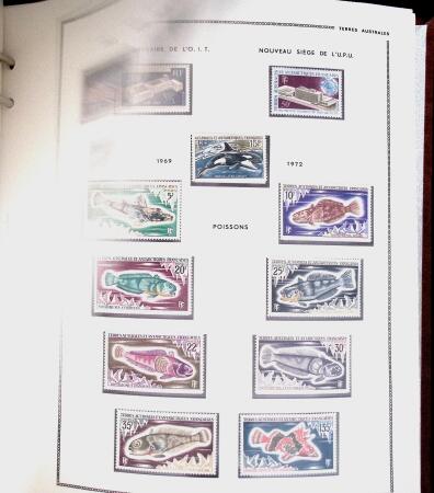 1955-2018, Collection complète de neufs avec carnets,