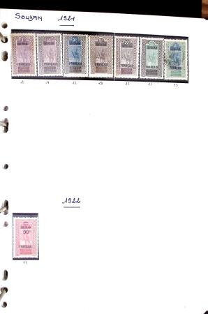 1850-2000 41 gros classeurs d'une collection mondialiste