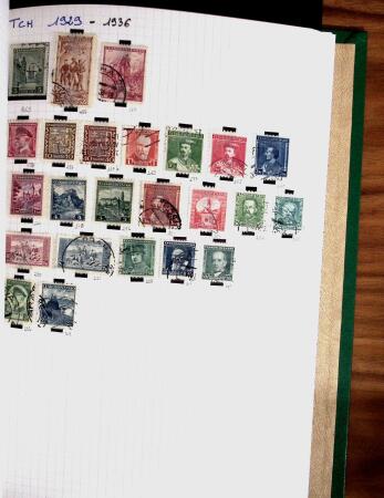 1850-2000 41 gros classeurs d'une collection mondialiste