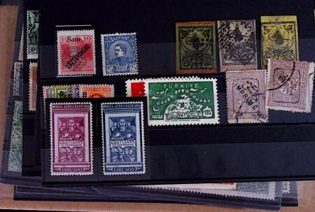 1850-1940, Mint & used all-world selection on 22 stockcards