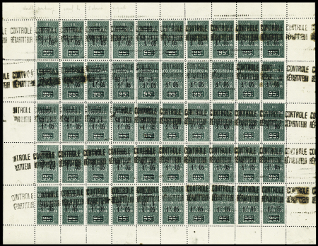 N°28, 1 feuille de 50 timbres dont la moitié gauche avec double surcharge dont une renversée. La surcharge renversée des cases 44 et 45 est décalée, le piquage de la dernière rangée horizontale est légèrement e