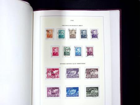 1919-2002, Attractive collection of Poland mounted
