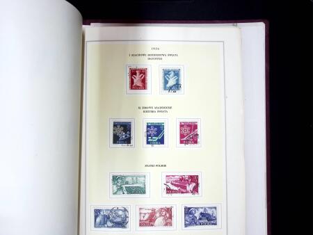 1919-2002, Attractive collection of Poland mounted