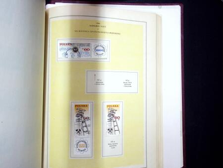 1919-2002, Attractive collection of Poland mounted