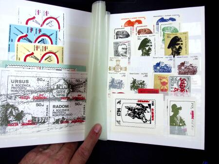 1919-2002, Attractive collection of Poland mounted