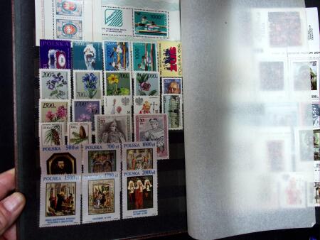 1919-2002, Attractive collection of Poland mounted