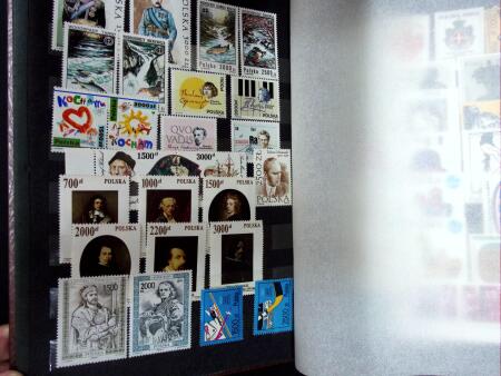 1919-2002, Attractive collection of Poland mounted