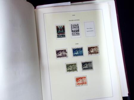 1919-2002, Attractive collection of Poland mounted