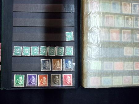 1919-2002, Attractive collection of Poland mounted
