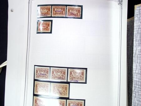 1919-2002, Attractive collection of Poland mounted