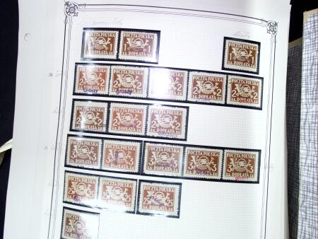 1919-2002, Attractive collection of Poland mounted