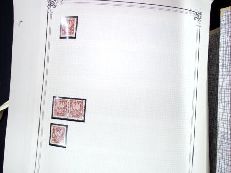 1919-2002, Attractive collection of Poland mounted