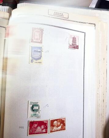 1840-2010, Collection de timbres neufs et oblitérés,