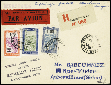 8.12.1929 Tananarive - France par Goulette, accidenté à l'ile Juan de Nova avec griffe noire "première liaison postale aérienne Madagascar - France 4 décembre 1929" (Muller n°8). Rare et TB
