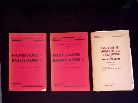 15 ouvrages sur les marques postales et oblitérations départementales : Bouches du Rhone - Maine et Loire - Hautes et Basses Alpes - Vaucluse - Allier - Creuse - Indre - Côtes du Nord - Paris - Puy de Dôme - Doubs -