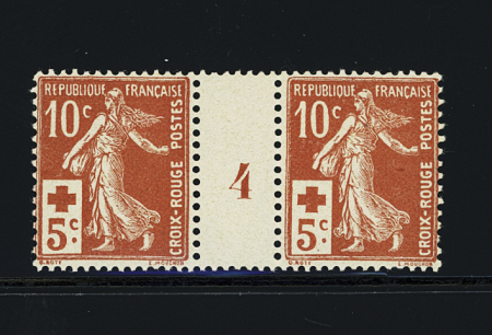 N°147 10c +5c rouge, en paire millésime 4, neuf **,