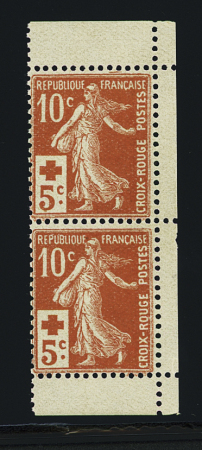 N°147 10c +5c rouge, paire verticale de carnet avec