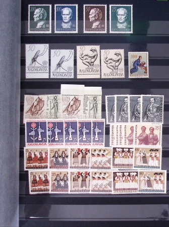 1945-1960 mint collection with light duplication incl. thematic sets, definitives, etc.