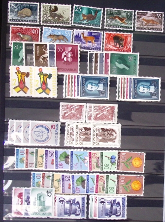 1945-1960 mint collection with light duplication incl. thematic sets, definitives, etc.