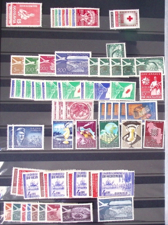 1945-1960 mint collection with light duplication incl. thematic sets, definitives, etc.