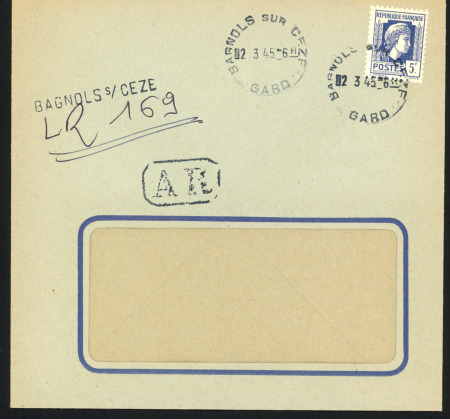N°645, 5F bleu violet OBL CAD horoplan "Bagnols sur Cèze Gard" (2.3.45) sur env. à fenêtre recommandée avec AR et griffe de recommandation provisoire. TB. Cote 230€.  