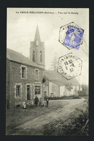 La Croix Helléan : n°237 OBL hex pointillée "Josselin (Morbihan) CP n°1" (1932) répété à côté sur carte postale illustrée de La Croix Helléan. TB
