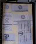 Bel album brun simili-cuir Leuchtturm avec boitier contenant 37 marques postales de Chateauroux + 6 décrets et documents dont plis de la Révolution Française. A étudier. TB