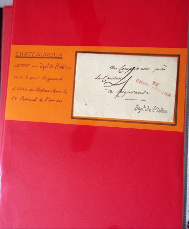 Bel album brun simili-cuir Leuchtturm avec boitier contenant 37 marques postales de Chateauroux + 6 décrets et documents dont plis de la Révolution Française. A étudier. TB