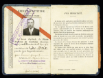 Carnet avec couverture bleue "Brevet licence de pilote d'avion de tourisme" avec sa photo (1930). TB