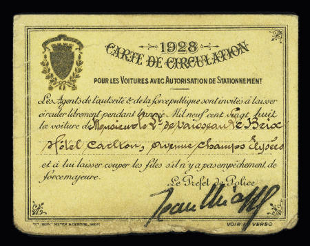 Carte de circulation automobile établie par la préfecture de police avec signature autographe de Le Brix (1928). TB