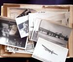 Plusieurs dizaines de photos d'époque, surtout avions dont le Trait d'Union, mais aussi un portrait de Le Brix avec dédicaces de Maryse Bastié et Marcel Reine. TB