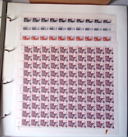 PREOBLITERES Extraordinaire collection de feuilles