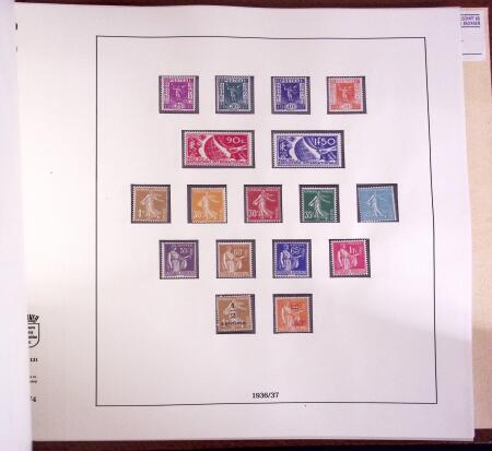1849-1997 Collection de timbres de France en 14 albums,