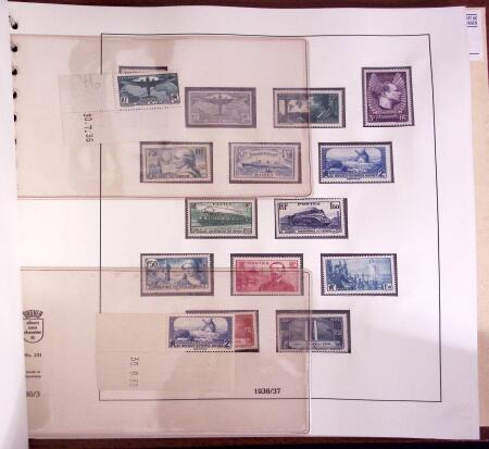 1849-1997 Collection de timbres de France en 14 albums,
