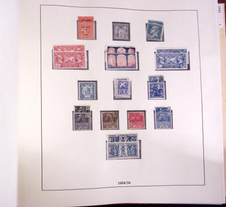 1849-1997 Collection de timbres de France en 14 albums,