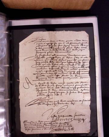 1625-1860 +370 lettres accumulées en 4 classeurs,