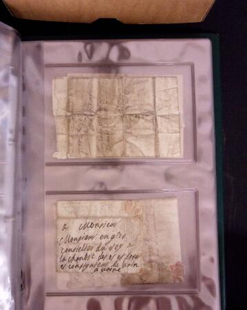1625-1860 +370 lettres accumulées en 4 classeurs,