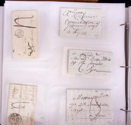 1625-1860 +370 lettres accumulées en 4 classeurs,
