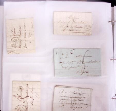1625-1860 +370 lettres accumulées en 4 classeurs,