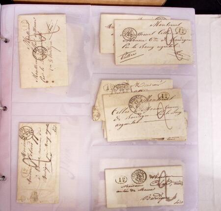 1625-1860 +370 lettres accumulées en 4 classeurs,