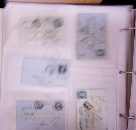 1625-1860 +370 lettres accumulées en 4 classeurs,