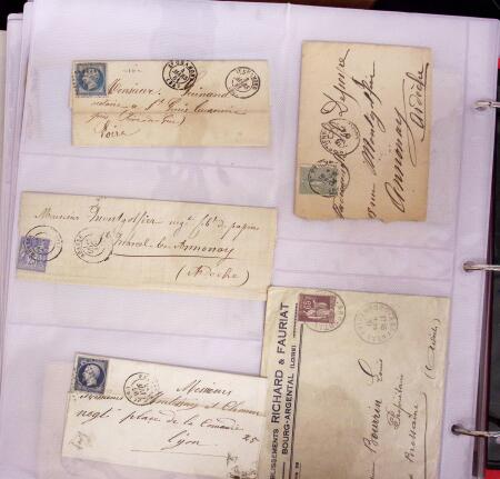 1625-1860 +370 lettres accumulées en 4 classeurs,