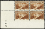 1930 N°262 20f Pont du Gard, lot de 46 timbres neufs ** dont 10 coins datés (à noter erreurs de date 26.11.1931 et 16.09.1937, et n°262b), TB